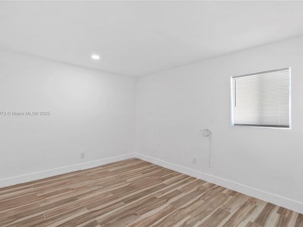 1001 NE 82nd St, Miami FL 33138