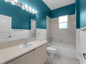 3983 NE 12th Dr, Homestead FL 33033