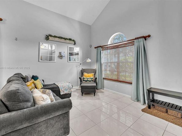 11220 NW 52nd, Coral Springs FL 33076