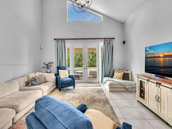 11220 NW 52nd, Coral Springs FL 33076