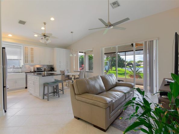 2675 Clipper Cir, West Palm Beach FL 33411