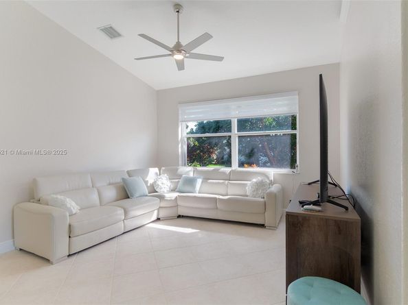 2675 Clipper Cir, West Palm Beach FL 33411