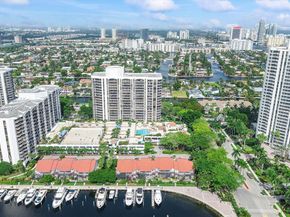 3640 Yacht Club Dr 1107, Aventura FL 33180