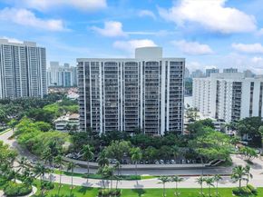 3640 Yacht Club Dr 1107, Aventura FL 33180