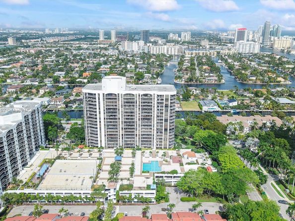 3640 Yacht Club Dr 1107, Aventura FL 33180
