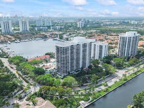 3640 Yacht Club Dr 1107, Aventura FL 33180
