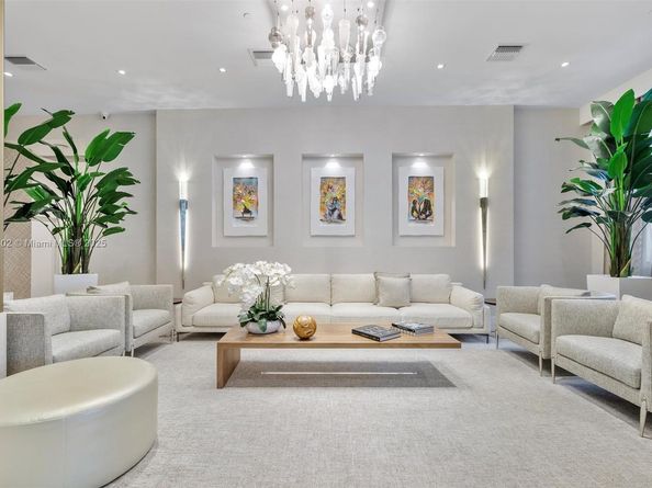 3640 Yacht Club Dr 1107, Aventura FL 33180