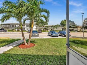 160 Markham H 160, Deerfield Beach FL 33442