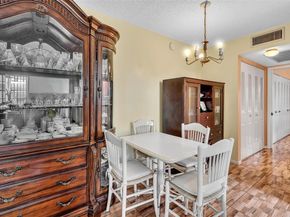 160 Markham H 160, Deerfield Beach FL 33442