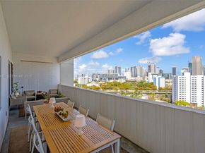 36 NW 6th Ave TS8, Miami FL 33128