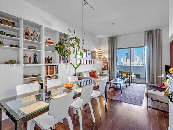 36 NW 6th Ave TS8, Miami FL 33128