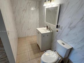 425 SE 11th Ter 403, Dania Beach FL 33004