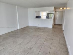 425 SE 11th Ter 403, Dania Beach FL 33004