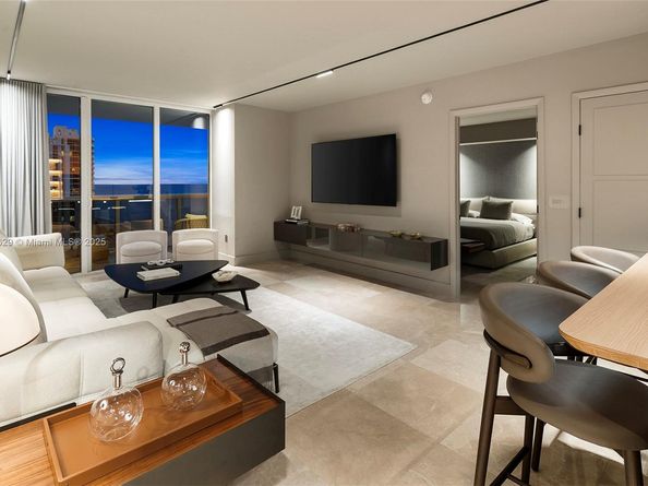 1830 S Ocean Dr 1810, Hallandale Beach FL 33009
