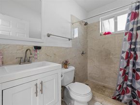 325 SE 9th Ave, Hialeah FL 33010