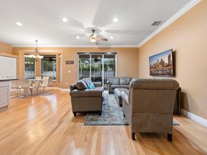 1104 NW 139th Ave, Pembroke Pines FL 33028