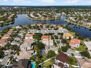 1104 NW 139th Ave, Pembroke Pines FL 33028