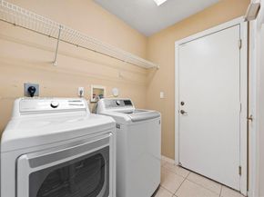 1104 NW 139th Ave, Pembroke Pines FL 33028