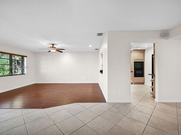 3951 NE 17th Ave 705, Pompano Beach FL 33064