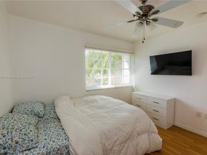 Undisclosed Address #A11899080, Weston FL 33331
