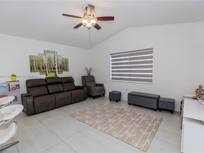 Undisclosed Address #A11899080, Weston FL 33331