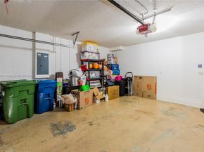 Undisclosed Address #A11899080, Weston FL 33331