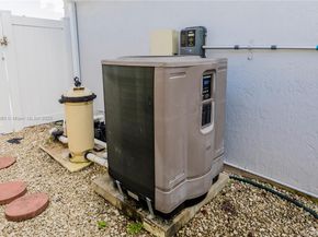 Undisclosed Address #A11899080, Weston FL 33331