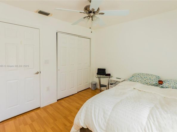 Undisclosed Address #A11899080, Weston FL 33331