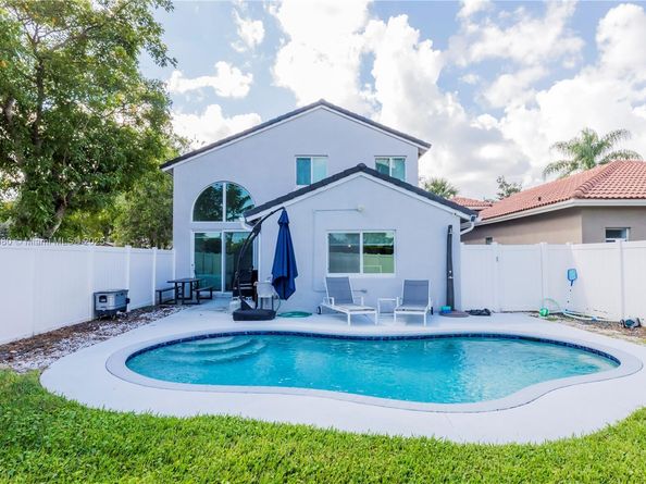 Undisclosed Address #A11899080, Weston FL 33331