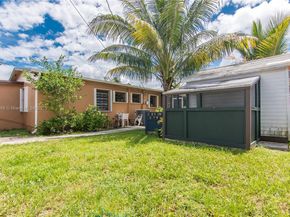 943 W 64th Pl, Hialeah FL 33012