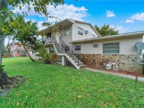 7391 NW 37th St, Hollywood FL 33024