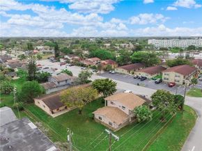 7391 NW 37th St, Hollywood FL 33024