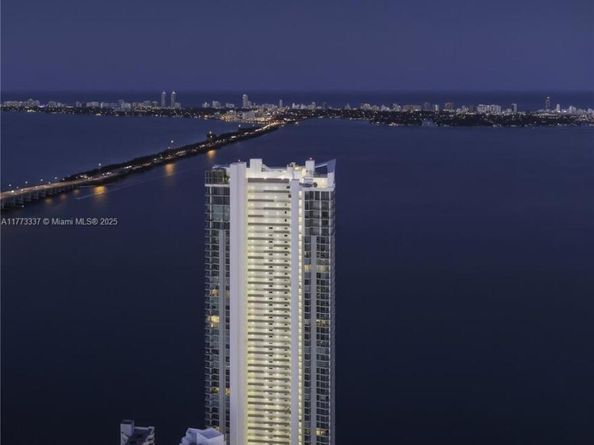 2900 NE 7th Ave 304, Miami FL 33137