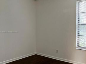 203 Lake Pointe Dr 108, Oakland Park FL 33309