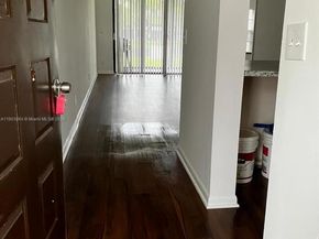 203 Lake Pointe Dr 108, Oakland Park FL 33309