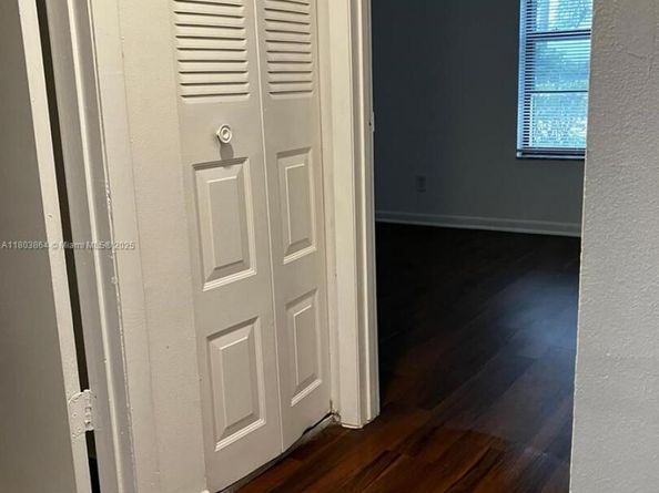 203 Lake Pointe Dr 108, Oakland Park FL 33309