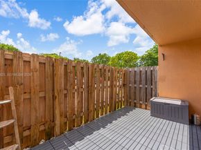 14907 SW 80th St 115, Miami FL 33193