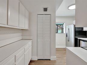 303 Gardens Dr 203, Pompano Beach FL 33069