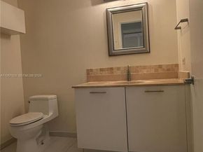 3470 E Coast Ave H0603, Miami FL 33137