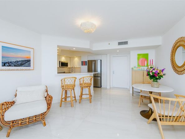 1800 Sunset Harbour Dr 703, Miami Beach FL 33139