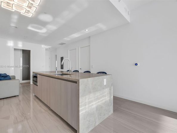 480 NE 31st St 4503, Miami FL 33137