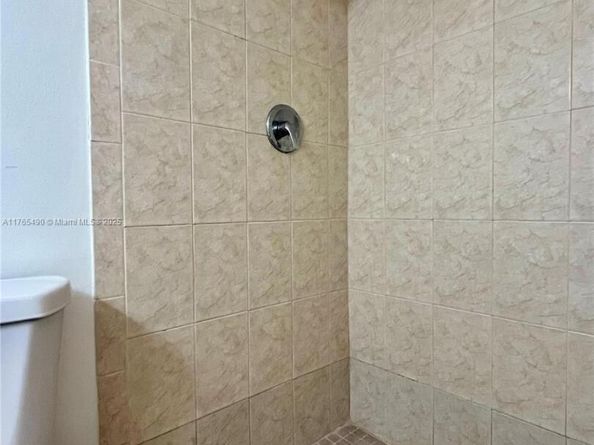 1805 Sans Souci Blvd 202, North Miami FL 33181