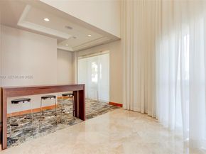 99 SE Mizner Blvd 824, Boca Raton FL 33432