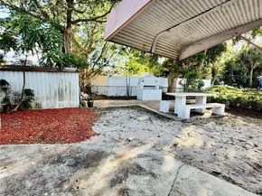 518 NW 47th Ct, Oakland Park FL 33309