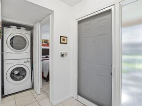 2225 SW 15th St 223, Deerfield Beach FL 33442