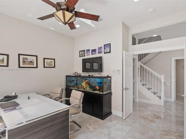 5413 SW 186th Way, Miramar FL 33029