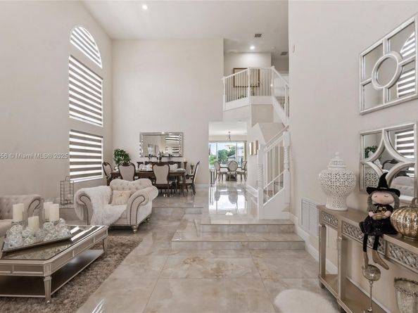 5413 SW 186th Way, Miramar FL 33029