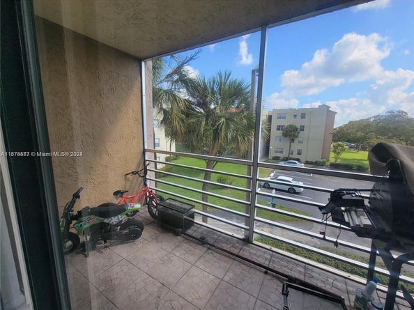 1820 SW 81st Ave 3308, North Lauderdale FL 33068