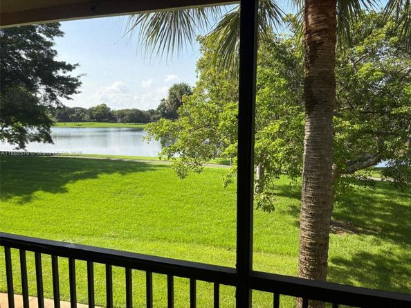 15560 SW 106th Ln 1310, Miami FL 33196