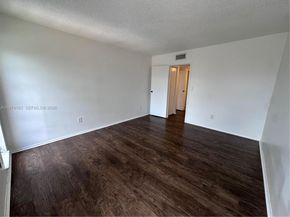 4848 NW 24th Ct 412, Lauderdale Lakes FL 33313